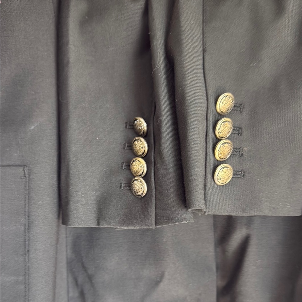 Talula Black Blazer with Notched Lapels and Structured Shoulders - Picture 6 of 9